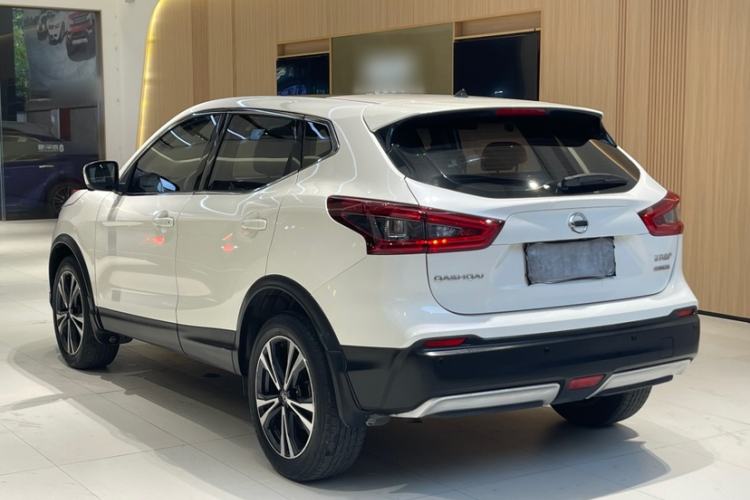 Used Nissan Qashqai 2019 2.0L CVT Luxury Edition Exterior 5