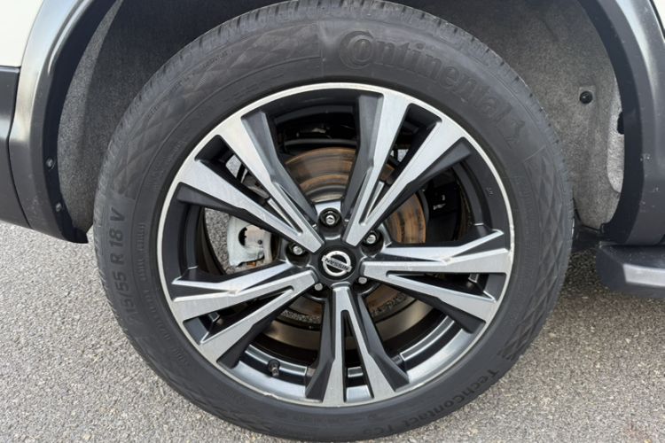 Used Nissan Qashqai 2019 2.0L CVT Luxury Edition Exterior 7
