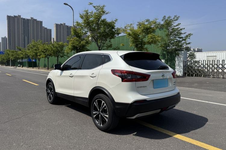 Used Nissan Qashqai 2019 2.0L CVT Luxury Edition Exterior 7