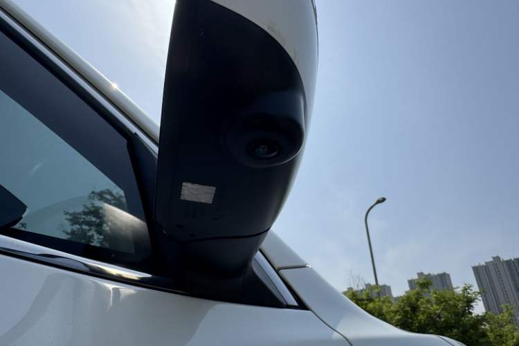 Used Nissan Qashqai 2019 2.0L CVT Luxury Edition Exterior 9
