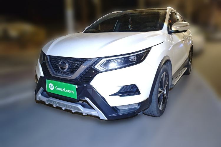 Used Nissan Qashqai 2019 2.0L CVT Luxury Edition Front Left 45 Deg