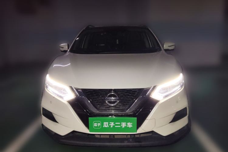 Used Nissan Qashqai 2019 2.0L CVT Luxury Edition Front