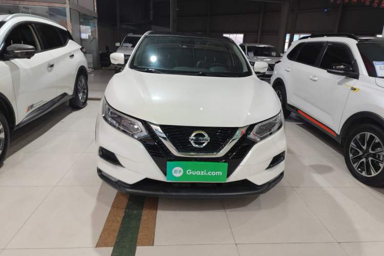 Used Nissan Qashqai 2019 2.0L CVT Luxury Edition Front