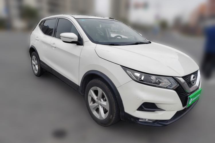 Used Nissan Qashqai 2019 2.0L CVT Smart Enjoyment Version Front Right 45 Deg