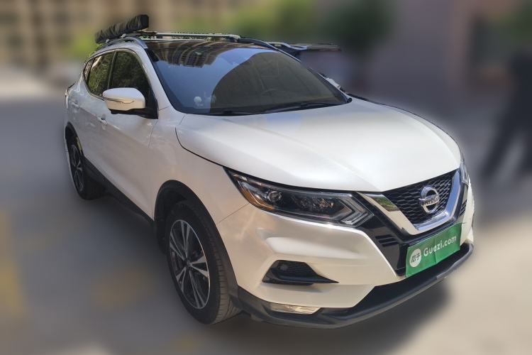 Used Nissan Qashqai 2019 2.0L CVT Luxury Edition Front Right 45 Deg