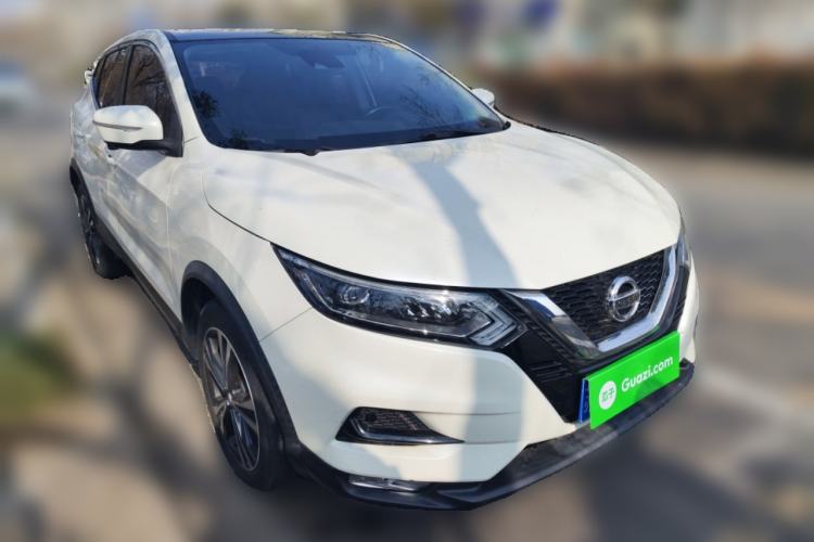 Used Nissan Qashqai 2019 2.0L CVT Luxury Edition Front Right 45 Deg