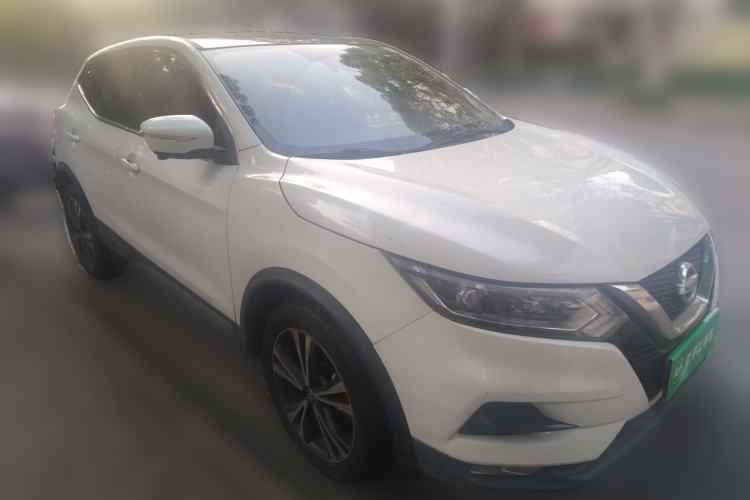 Used Nissan Qashqai 2019 2.0L CVT Luxury Edition Front Right 45 Deg