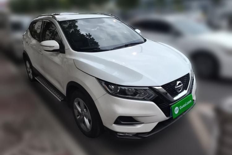 Used Nissan Qashqai 2019 2.0L CVT Smart Enjoyment Version Front Right 45 Deg