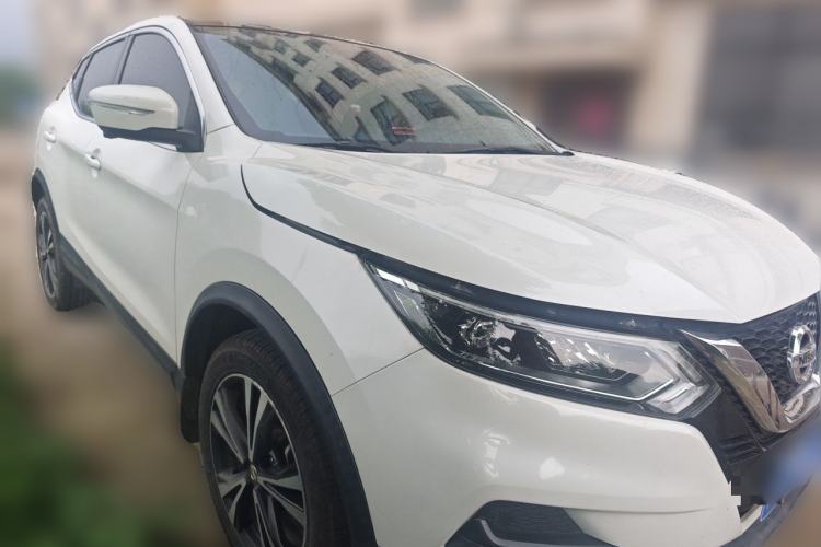 Used Nissan Qashqai 2019 2.0L CVT Luxury Edition Front Right 45 Deg