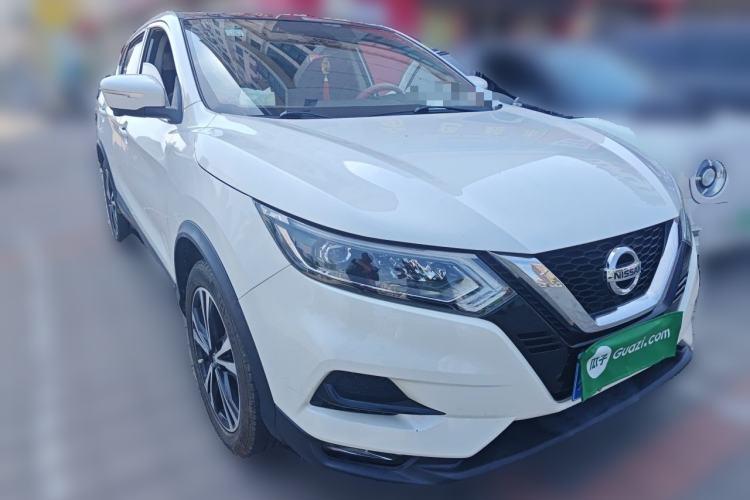 Used Nissan Qashqai 2019 2.0L CVT Luxury Edition Front Right 45 Deg