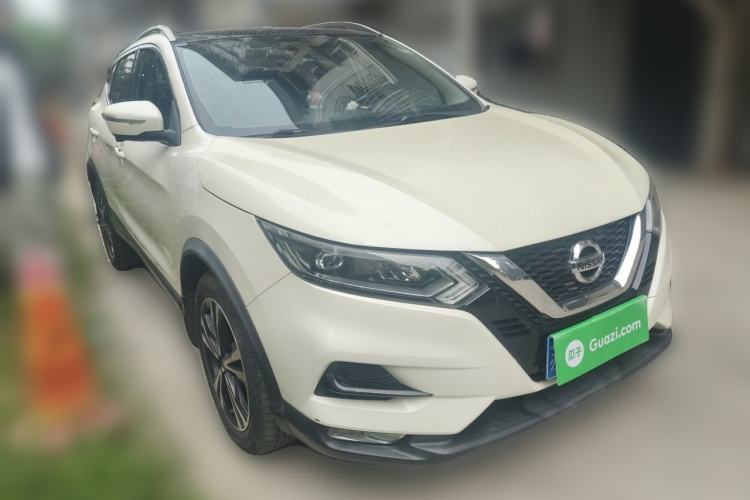 Used Nissan Qashqai 2019 2.0L CVT Luxury Edition Front Right 45 Deg