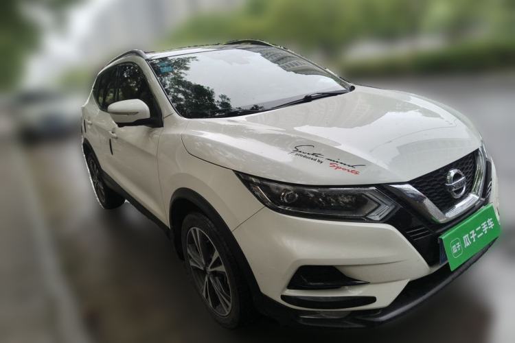 Used Nissan Qashqai 2019 2.0L CVT Luxury Edition Front Right 45 Deg