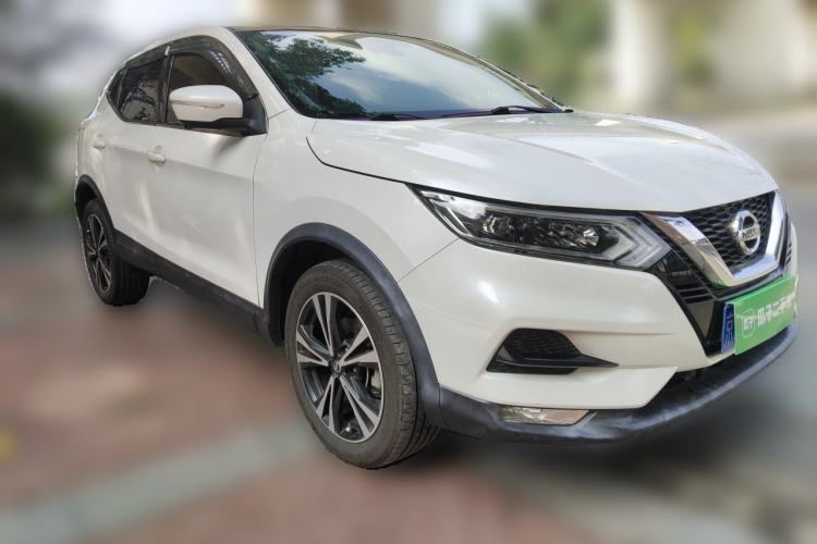 Used Nissan Qashqai 2019 2.0L CVT Luxury Edition Front Right 45 Deg