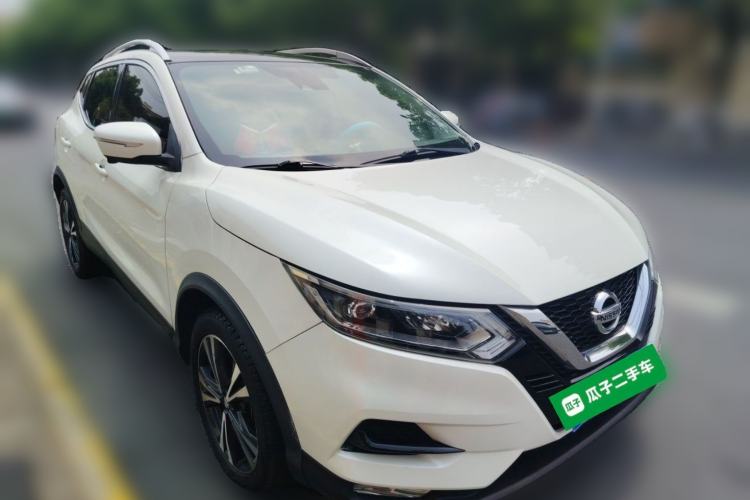Used Nissan Qashqai 2019 2.0L CVT Luxury Edition Front Right 45 Deg
