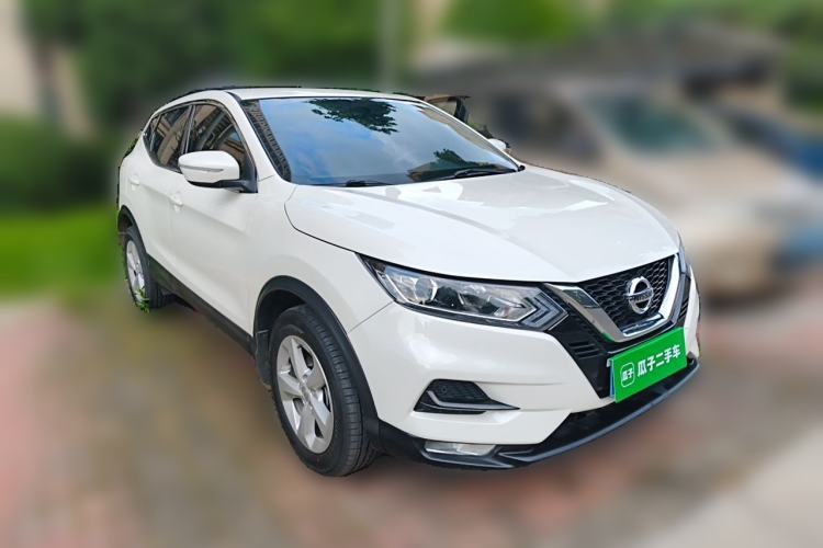 Used Nissan Qashqai 2019 2.0L CVT Smart Enjoyment Version Front Right 45 Deg