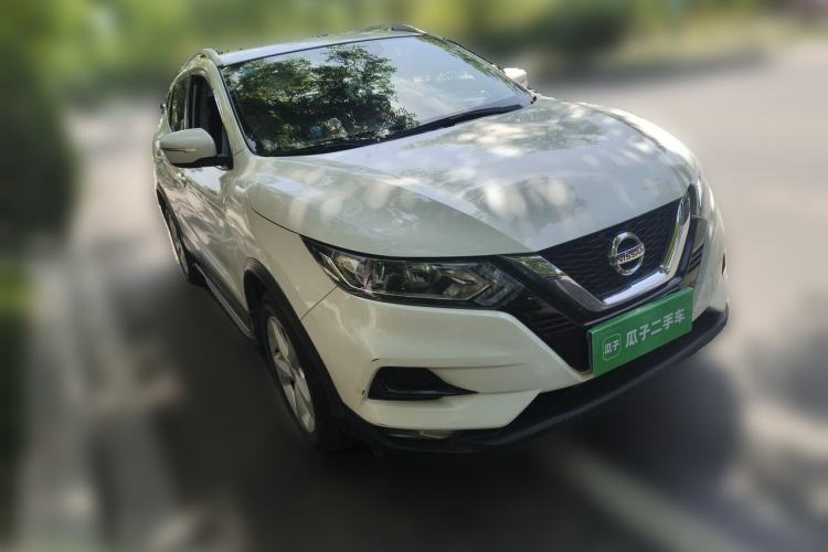 Used Nissan Qashqai 2019 2.0L CVT Smart Enjoyment Version Front Right 45 Deg