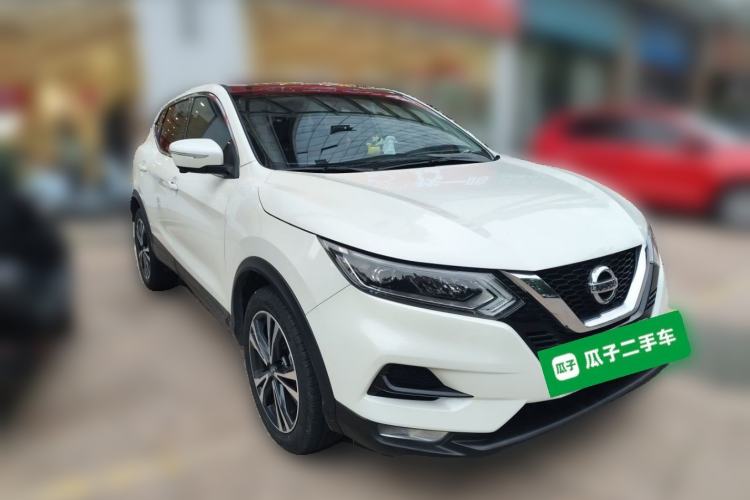 Used Nissan Qashqai 2019 2.0L CVT Luxury Edition Front Right 45 Deg