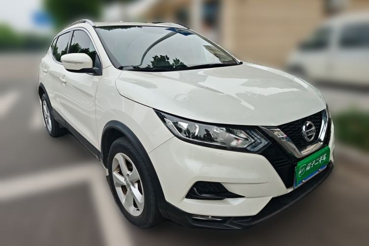 Used Nissan Qashqai 2019 2.0L CVT Smart Enjoyment Version Front Right 45 Deg