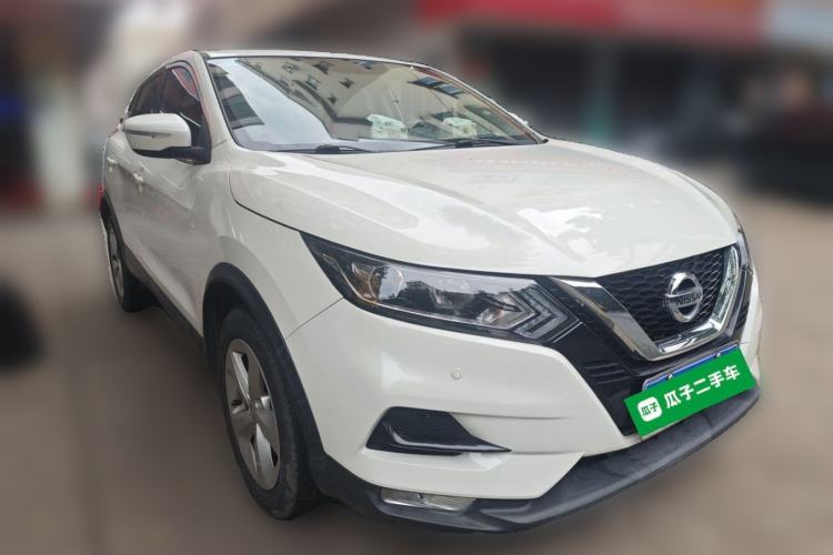 Used Nissan Qashqai 2019 2.0L CVT Smart Enjoyment Version Front Right 45 Deg