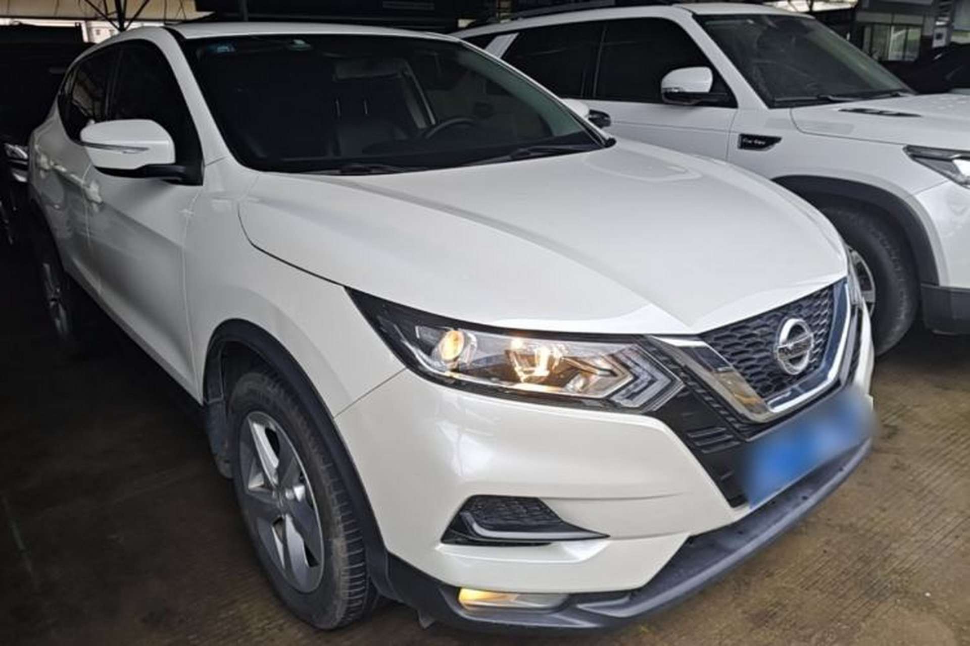 Used Nissan Qashqai 2019 2.0L CVT Smart Enjoyment Version Front Right 45 Deg