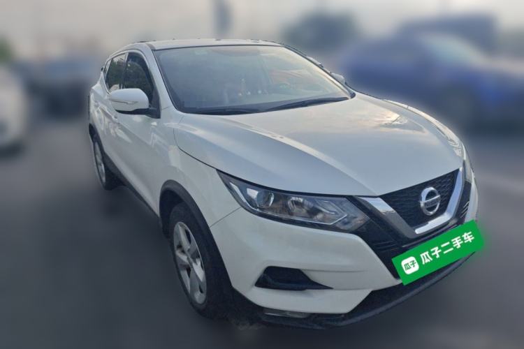 Used Nissan Qashqai 2019 2.0L CVT Smart Enjoyment Version Front Right 45 Deg