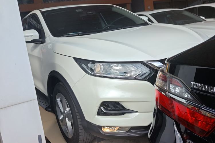 Used Nissan Qashqai 2019 2.0L CVT Smart Enjoyment Version Front Right 45 Deg
