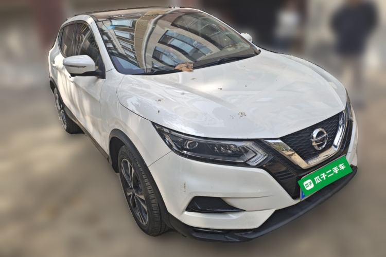 Used Nissan Qashqai 2019 2.0L CVT Luxury Edition Front Right 45 Deg