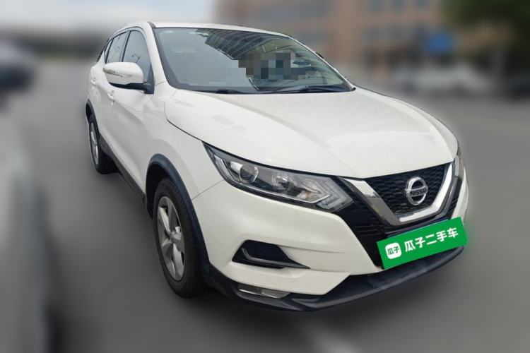 Used Nissan Qashqai 2019 2.0L CVT Smart Enjoyment Version Front Right 45 Deg