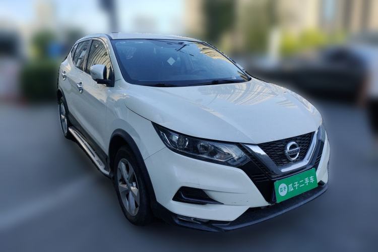 Used Nissan Qashqai 2019 2.0L CVT Smart Enjoyment Version Front Right 45 Deg
