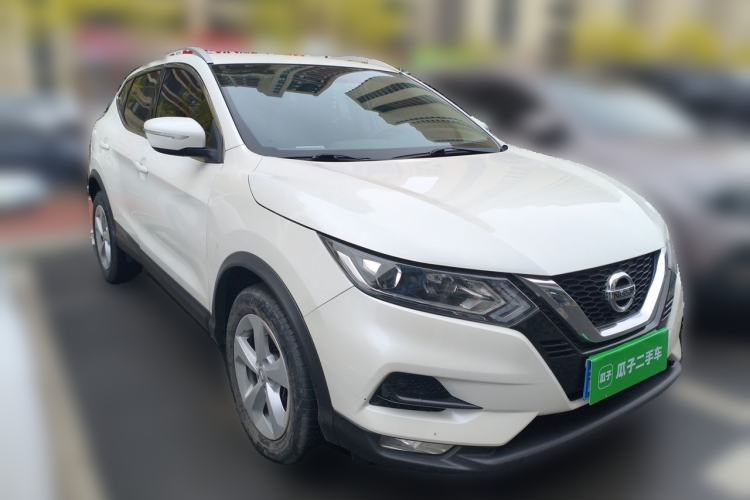 Used Nissan Qashqai 2019 2.0L CVT Smart Enjoyment Version Front Right 45 Deg