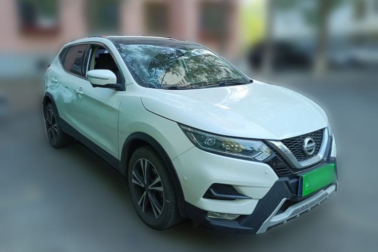 Used Nissan Qashqai 2019 2.0L CVT Luxury Edition Front Right 45 Deg