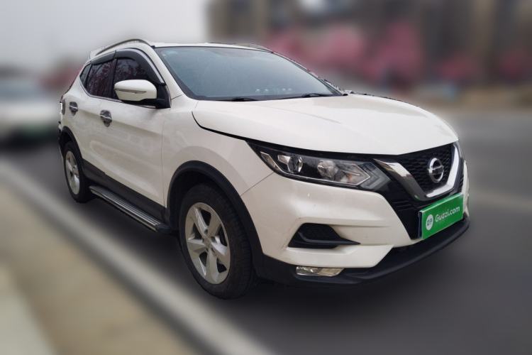 Used Nissan Qashqai 2019 2.0L CVT Smart Enjoyment Version Front Right 45 Deg