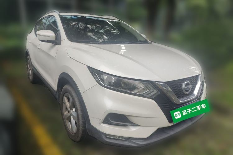 Used Nissan Qashqai 2019 2.0L CVT Smart Enjoyment Version Front Right 45 Deg