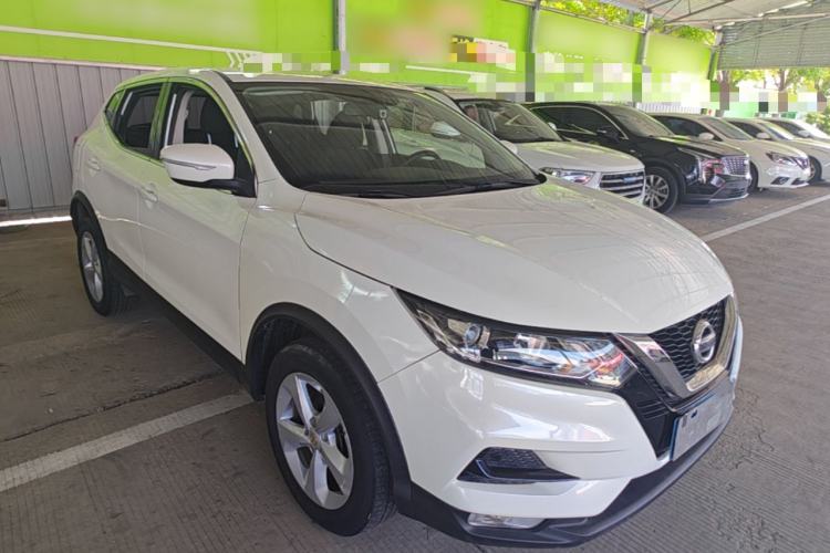 Used Nissan Qashqai 2019 2.0L CVT Smart Enjoyment Version Front Right 45 Deg