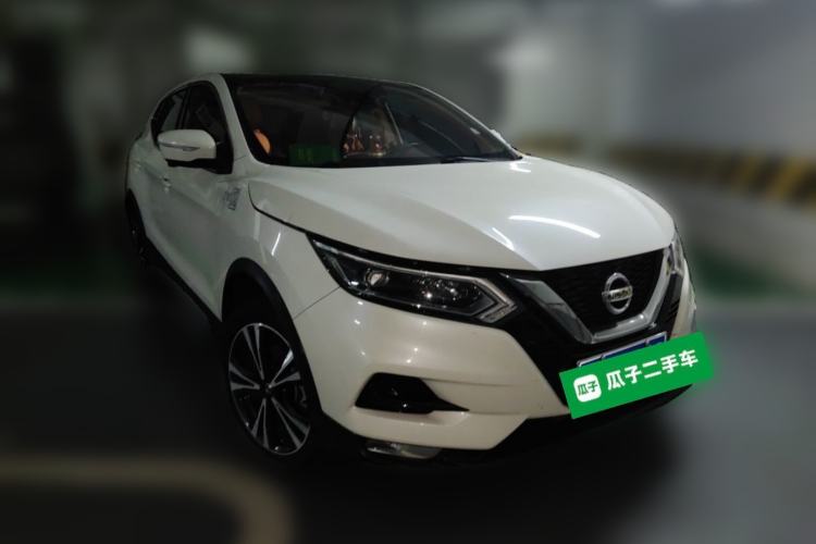 Used Nissan Qashqai 2019 2.0L CVT Luxury Edition Front Right 45 Deg