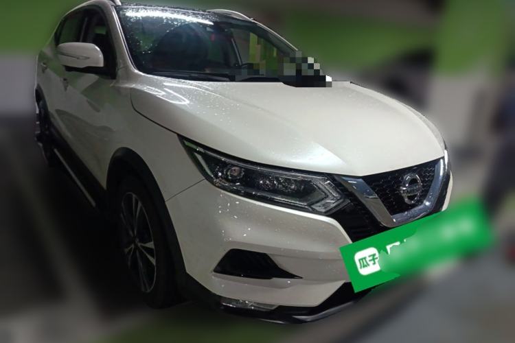 Used Nissan Qashqai 2019 2.0L CVT Luxury Edition Front Right 45 Deg