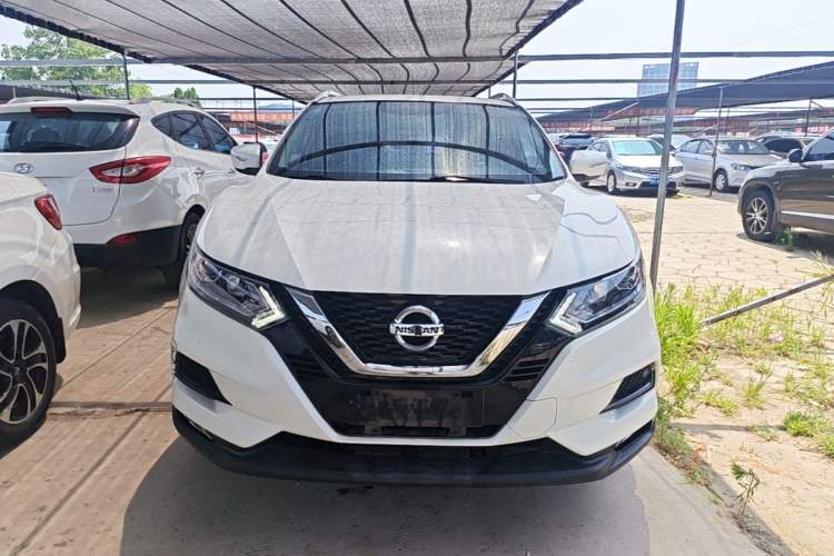 Used Nissan Qashqai 2019 2.0L CVT Smart Enjoyment Version Front