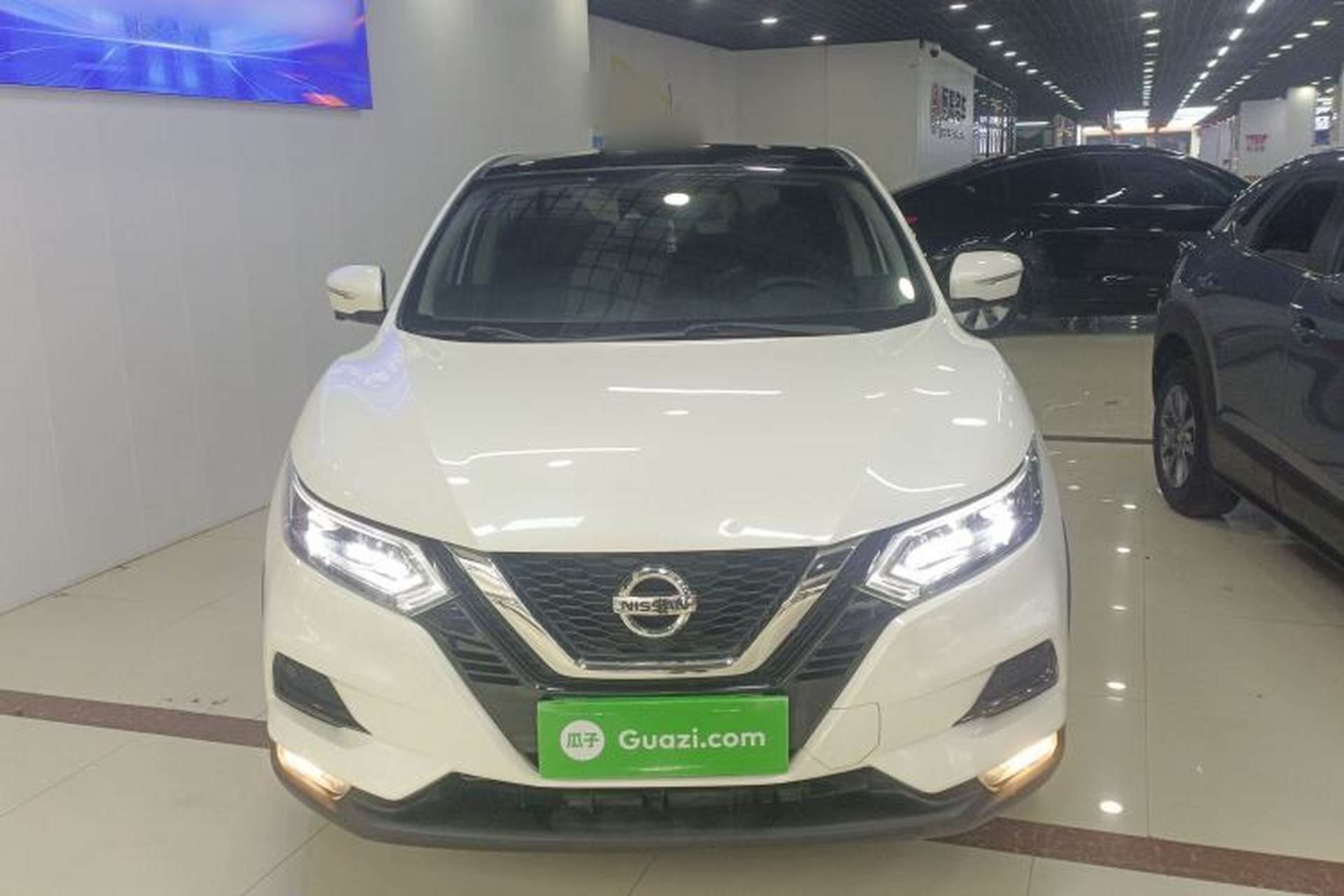 Used Nissan Qashqai 2019 2.0L CVT Luxury Edition Front
