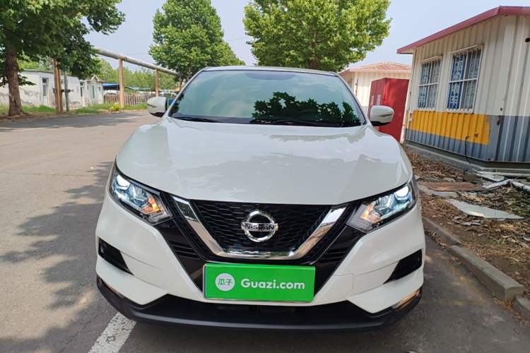 Used Nissan Qashqai 2019 2.0L CVT Smart Enjoyment Version Front