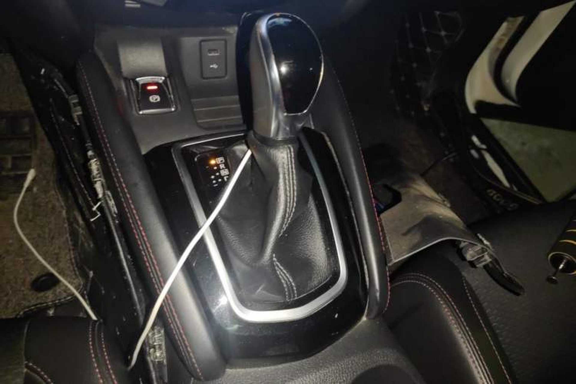 Used Nissan Qashqai 2019 2.0L CVT Luxury Edition Gear Lever