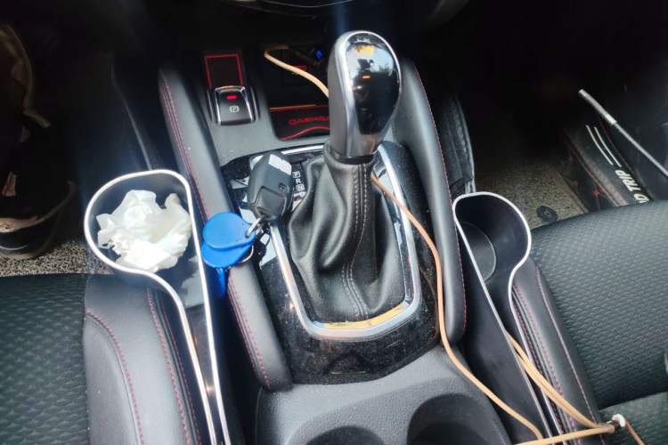 Used Nissan Qashqai 2019 2.0L CVT Luxury Edition Gear Lever