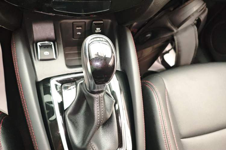 Used Nissan Qashqai 2019 2.0L CVT Smart Enjoyment Version Gear Lever