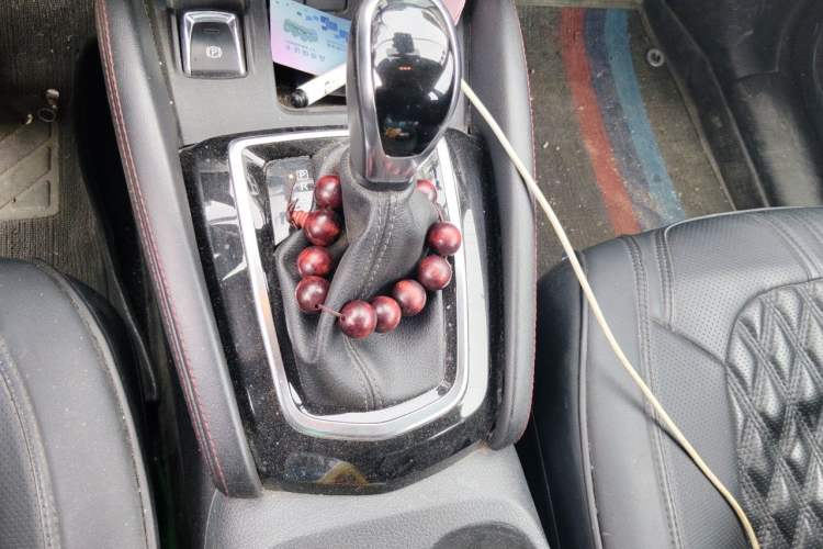 Used Nissan Qashqai 2019 2.0L CVT Luxury Edition Gear Lever