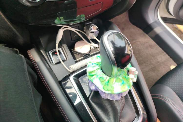 Used Nissan Qashqai 2019 2.0L CVT Luxury Edition Gear Lever
