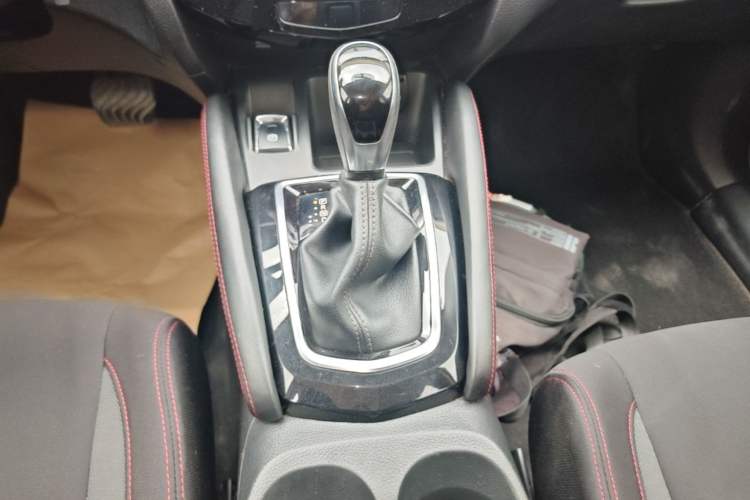 Used Nissan Qashqai 2019 2.0L CVT Smart Enjoyment Version Gear Lever