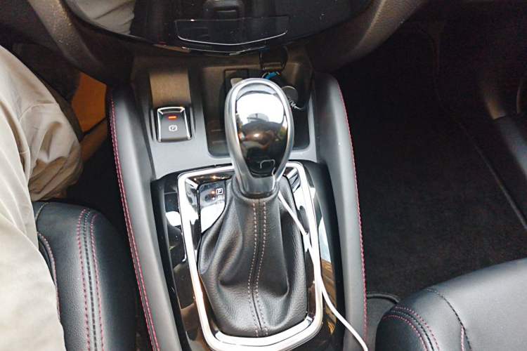 Used Nissan Qashqai 2019 2.0L CVT Smart Enjoyment Version Gear Lever