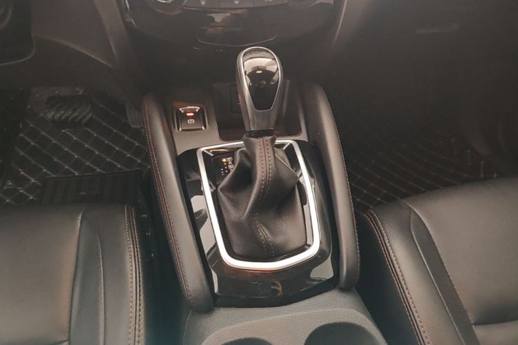 Used Nissan Qashqai 2019 2.0L CVT Smart Enjoyment Version Gear Lever