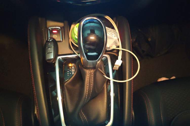 Used Nissan Qashqai 2019 2.0L CVT Luxury Edition Gear Lever