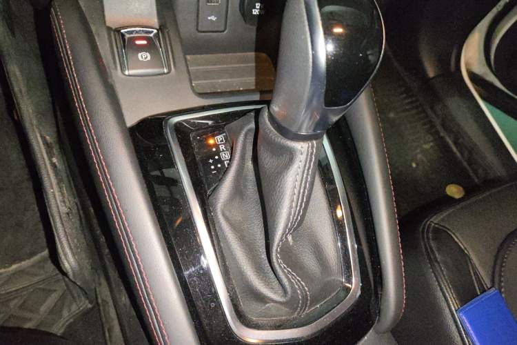 Used Nissan Qashqai 2019 2.0L CVT Smart Enjoyment Version Gear Lever