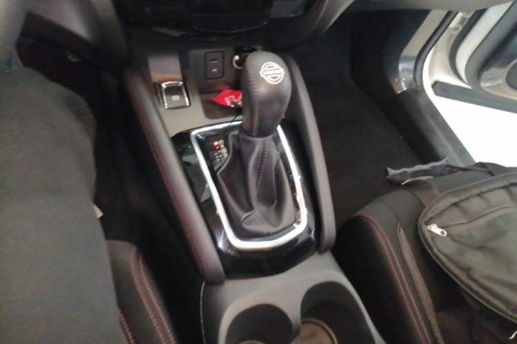 Used Nissan Qashqai 2019 2.0L CVT Smart Enjoyment Version Gear Lever